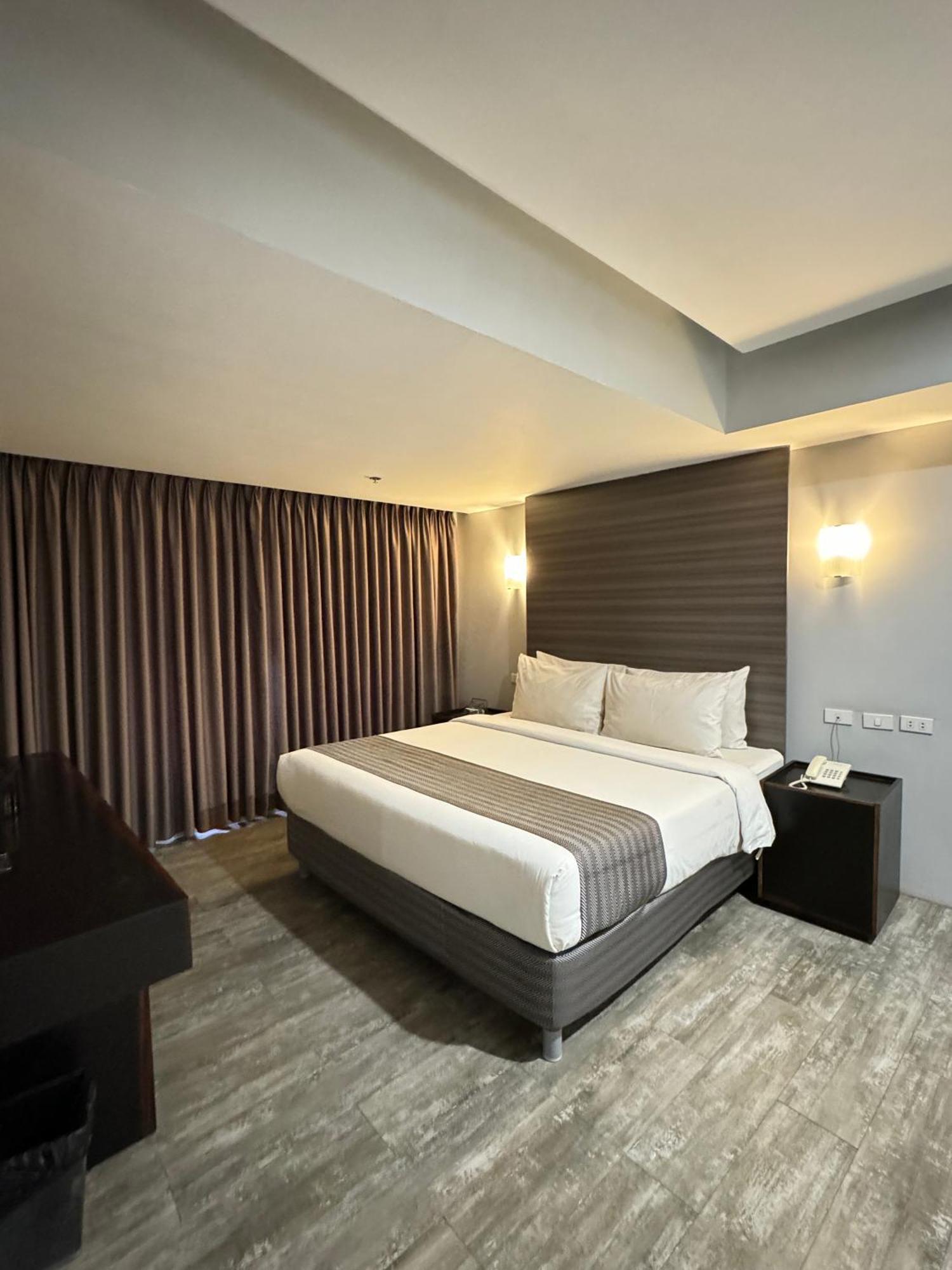 1A Express Hotel Cagayan de Oro Luaran gambar
