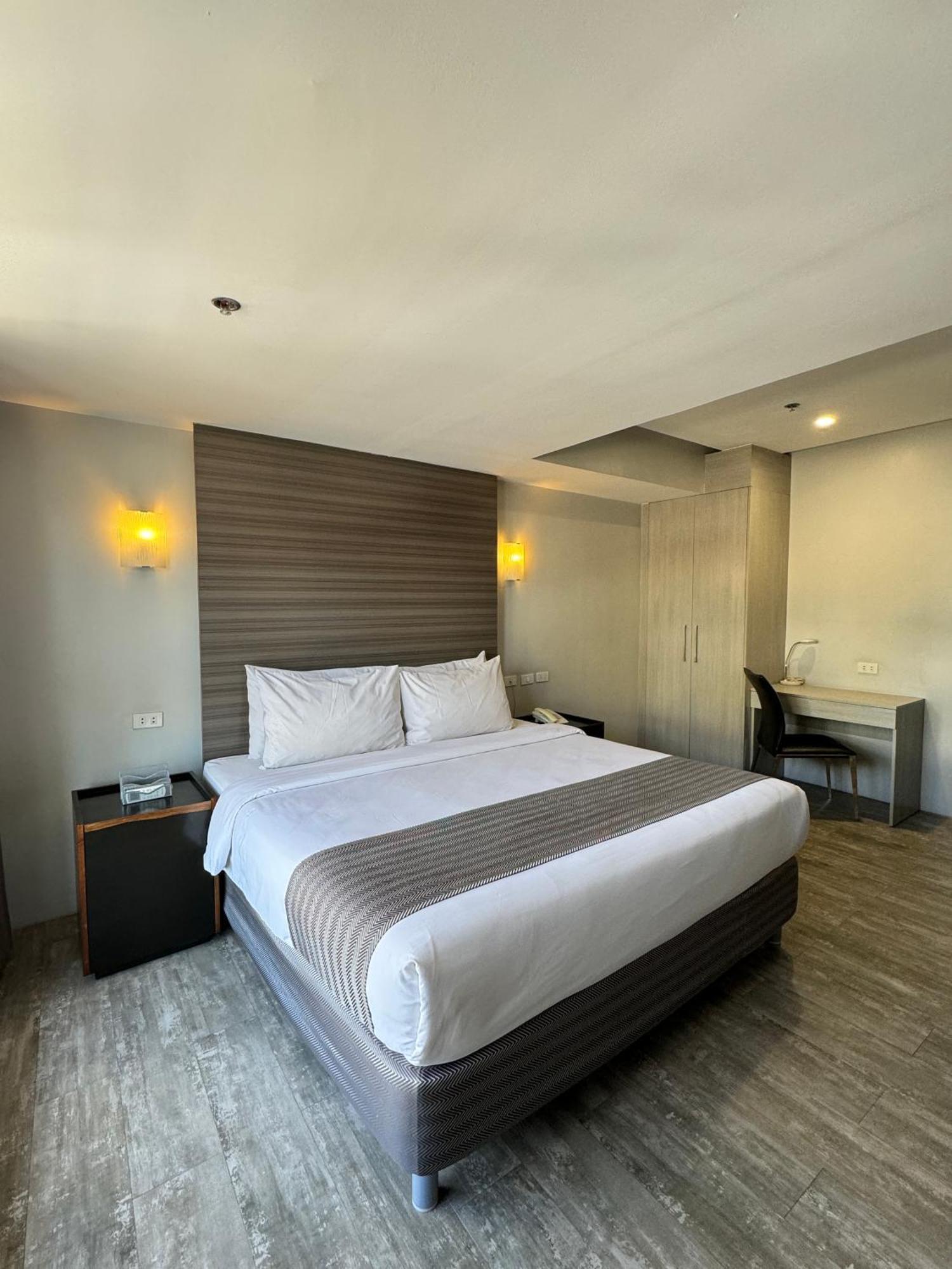 1A Express Hotel Cagayan de Oro Luaran gambar